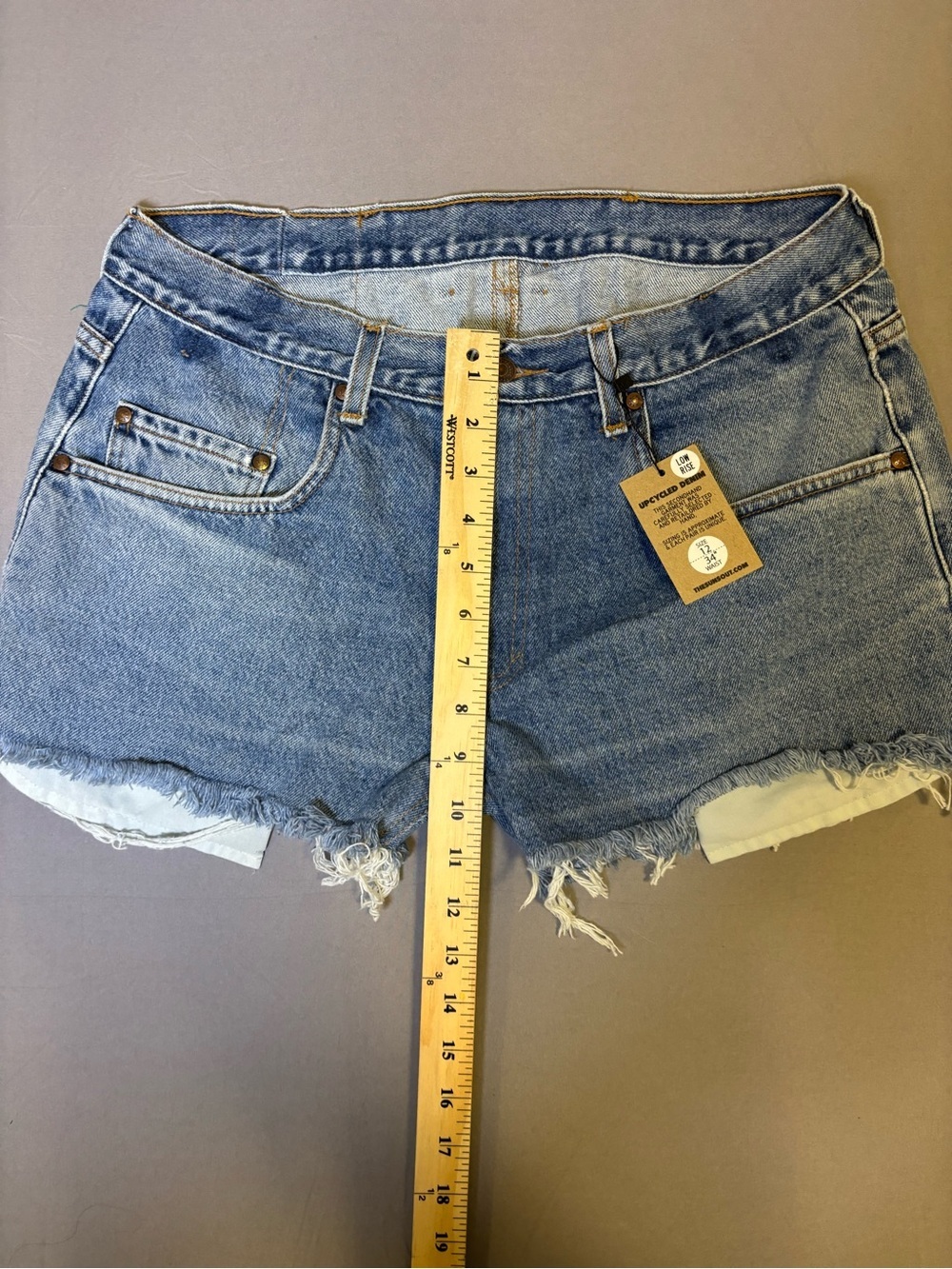 Rare Orange Tab Vintage Levi Cut Off Shorts Size 32 - Picture 2 of 6